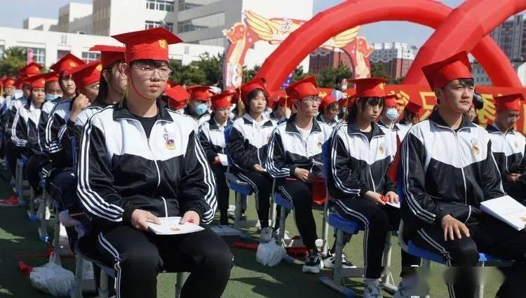 相扑选手大跳跃